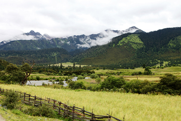 極奢環(huán)藏，拉薩，林芝，波密，魯朗林海，大峽谷，拉姆拉錯(cuò)，澤當(dāng)，珠峰，薩嘎，岡仁波齊，古格王朝，獅泉河，扎林寺，當(dāng)惹雍錯(cuò)，尼瑪，班戈，納木錯(cuò)20晚21日游