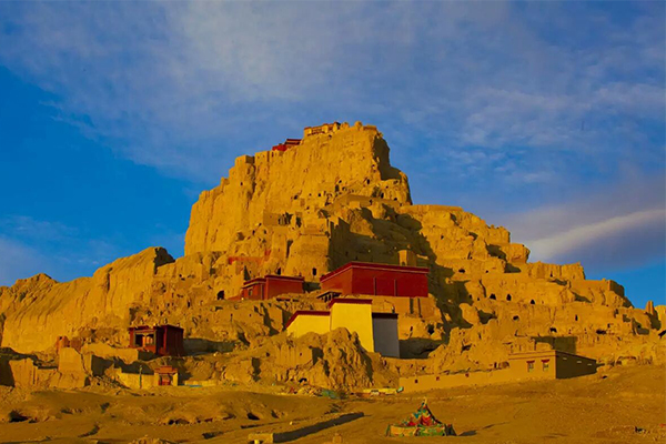 拉薩+珠峰+阿里南線(xiàn)+納木錯(cuò) 12天11晚