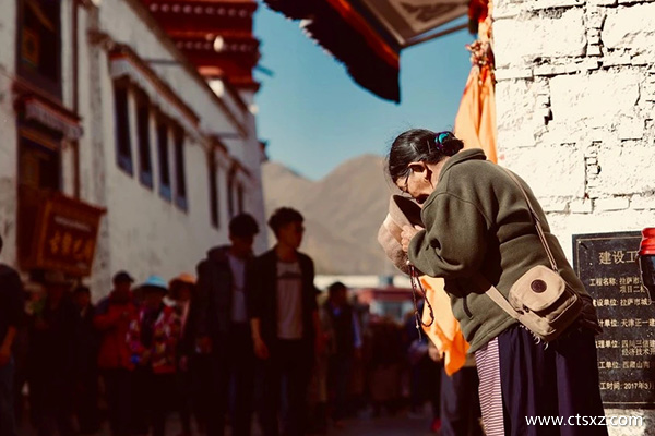 拉薩神馬旅行社